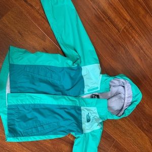 Toddler girls TheNorthFace rain jacket